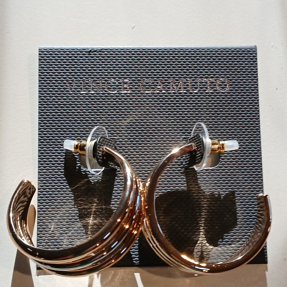 💜Vince Camuto Two Tone Hoop Earrings💜 - Picture 10 of 10